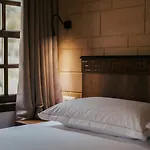 Gimis House Hotel