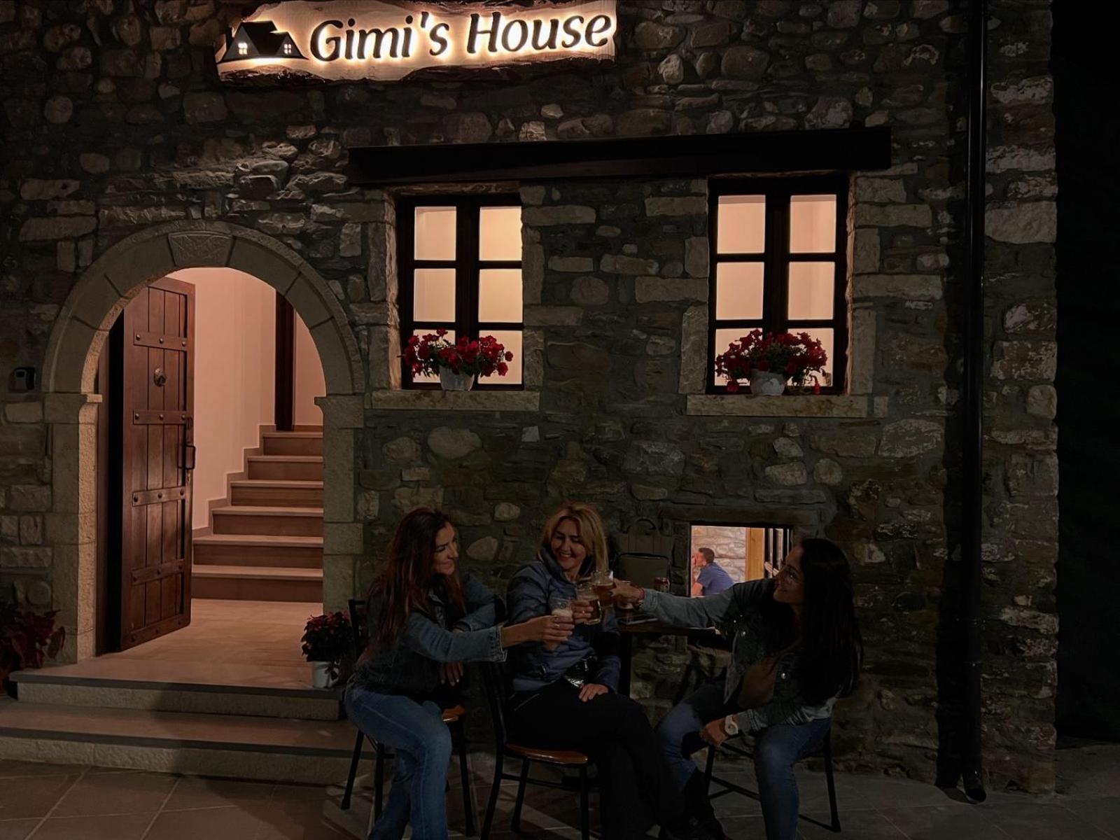 Gimis House Couette-café Berat