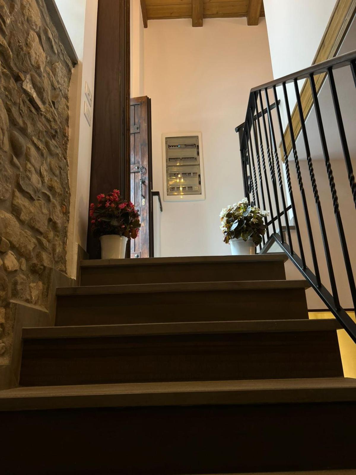 Couette-café Gimis House Berat